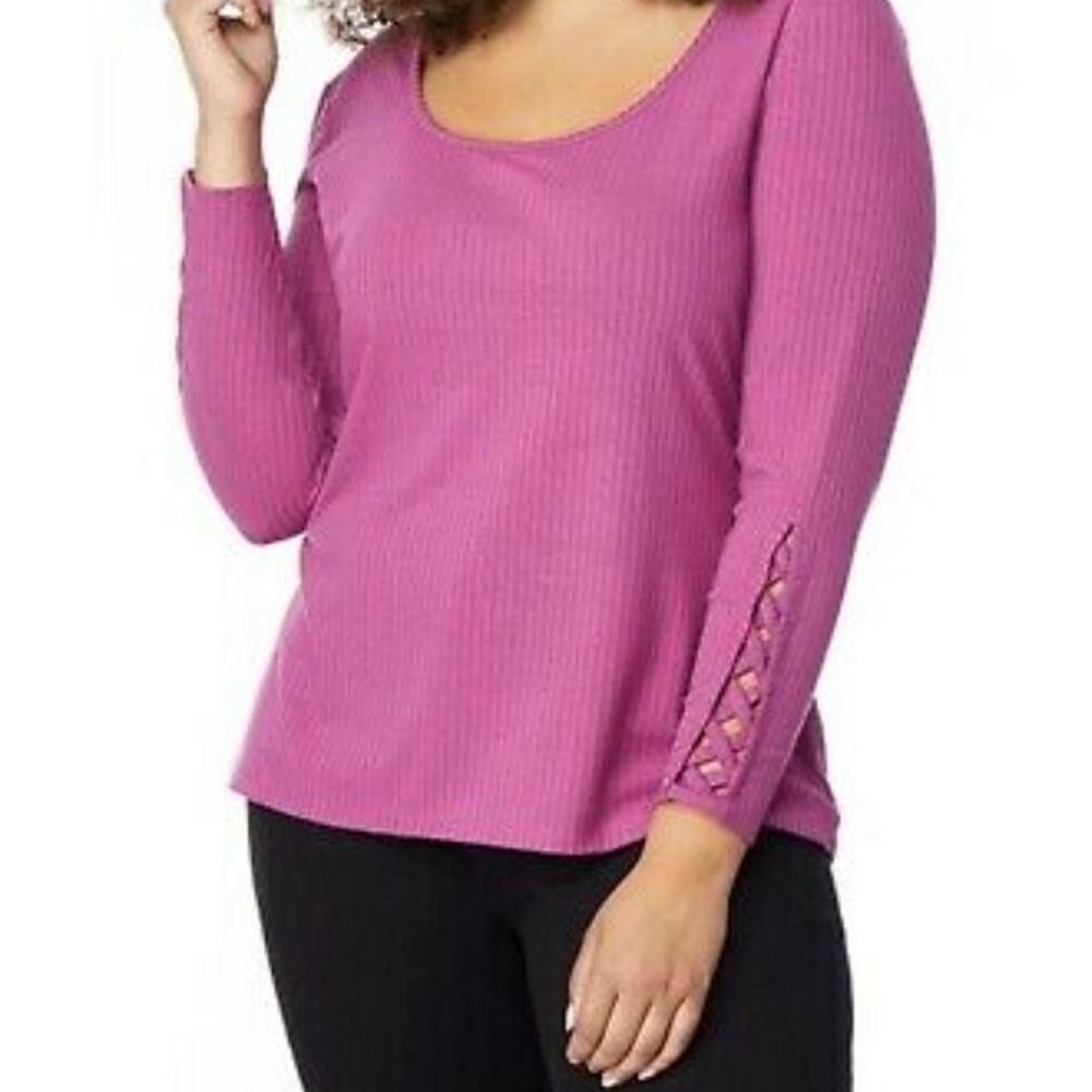 Rebel Wilson X Angels Top